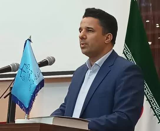 دادستان برخوار: با مخلان آسایش مردم با کاروانهای پرسروصدا و ترقه برخورد قاطع میشود / داماد عامل مزاحمت بازداشت میشود دادستان برخوار: با مخلان آسایش مردم با کاروانهای پرسروصدا و ترقه برخورد قاطع میشود / داماد عامل مزاحمت بازداشت میشود
